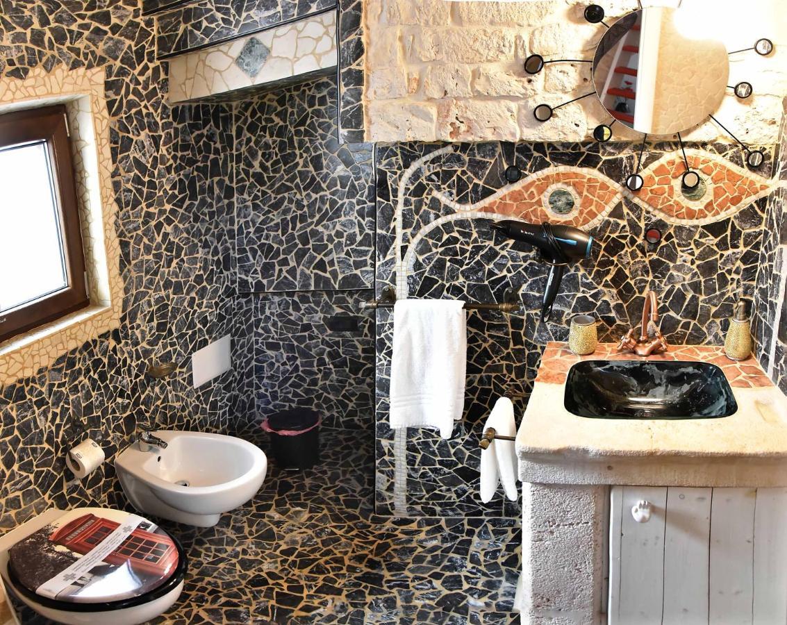 L'Angolo di Gaudì -B&B diffuso- casa Milà Putignano Exterior foto
